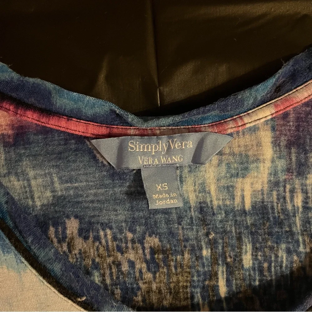 Simply Vera by Vera Wang- Sleeveless Tie Dye tank top/ Rayon- XS - Picture 3 of 4